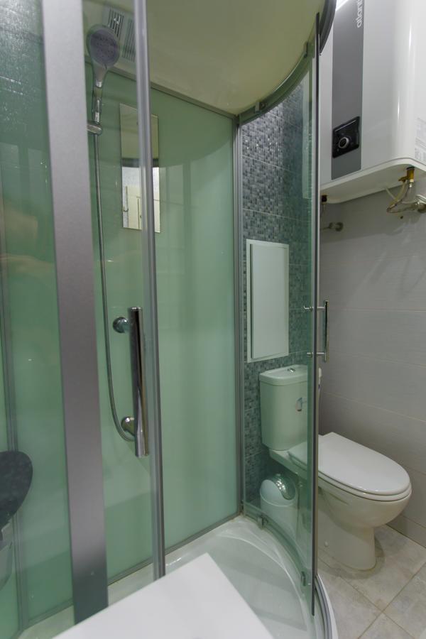 Apartment Near Railway Station Kiev Exterior foto