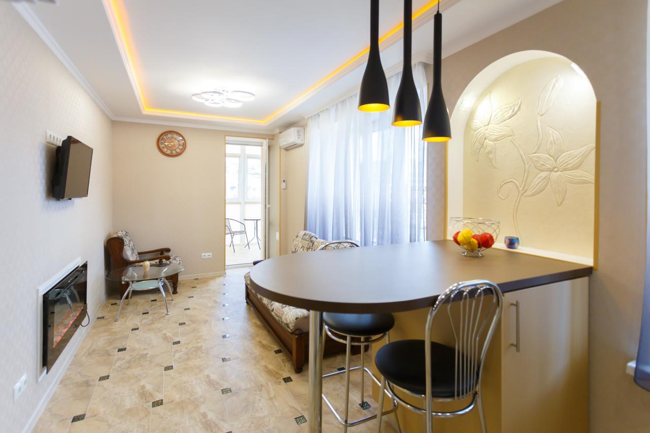 Apartment Near Railway Station Kiev Exterior foto
